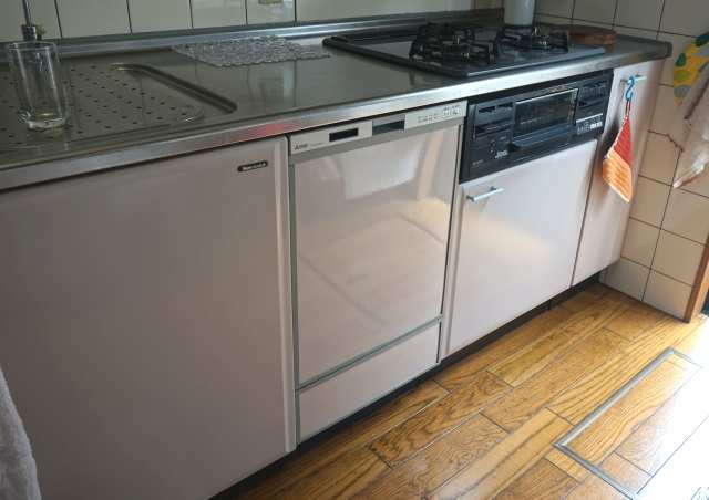 タカラスタンダードのキッチンとレンジフード